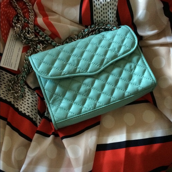 Rebecca Minkoff Handbags - Rebecca Minkoff Crossbody/shoulder bag Rebecca Minkoff Handbags - Rebecca Minkoff Crossbody/shoulder bag